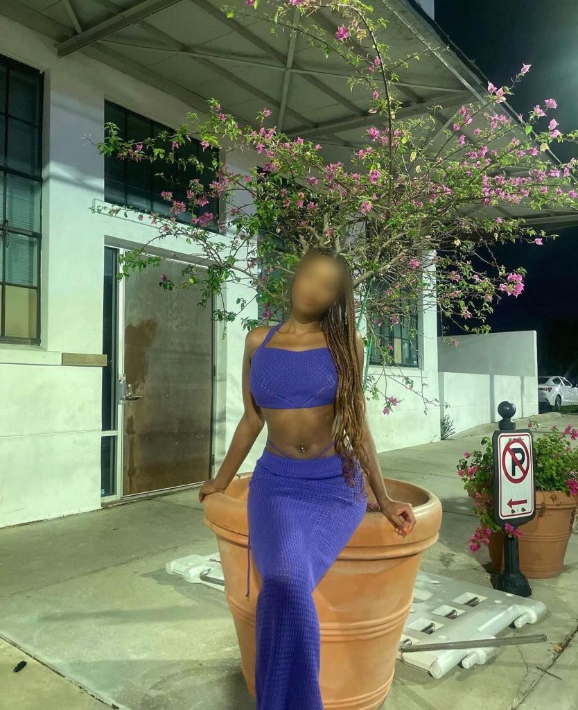 Chica busca chico en Pontevedra: 