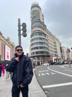 614703200: Chico busca chica en Madrid