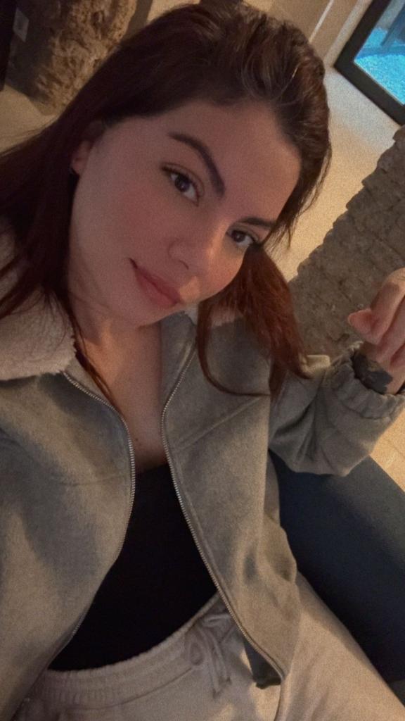 Chica busca chico en Granada: 