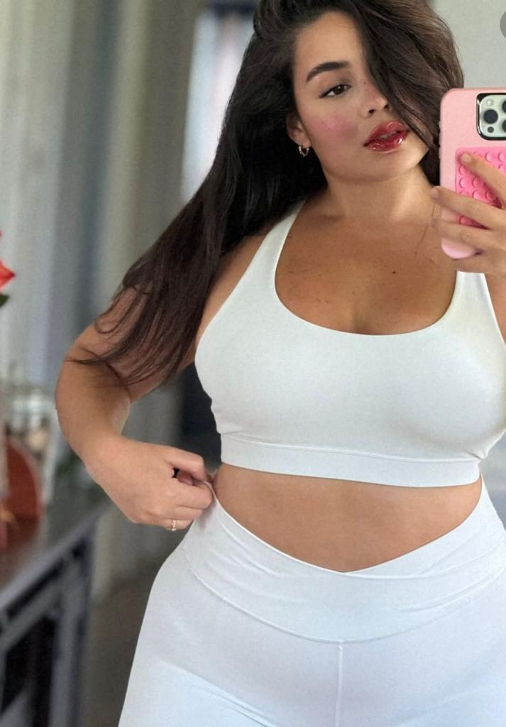 Chica busca chico en Huelva: 