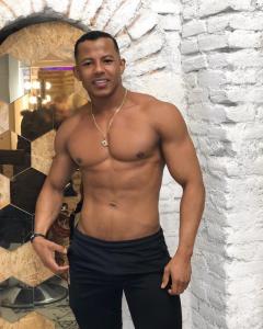 674966448: Chico busca chica en León