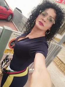 613773886: Transexual en Pontevedra