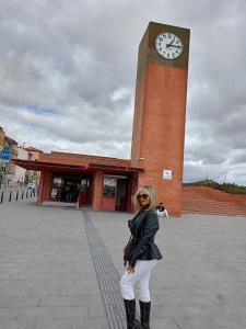 Chica busca chico en Teruel: 