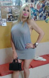 661206481: Chica busca chico en Madrid