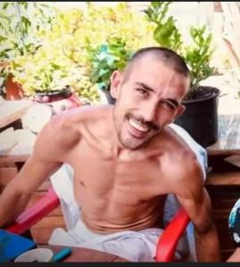 Chico busca chica en Ibiza: 