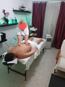 691041308: Chica busca chico en Zaragoza