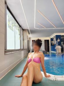 654459655: Chica busca chico en Ibiza