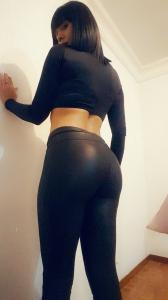 698797182: Chica busca chico en Madrid