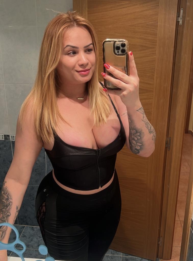 631132554: Transexual en Orense