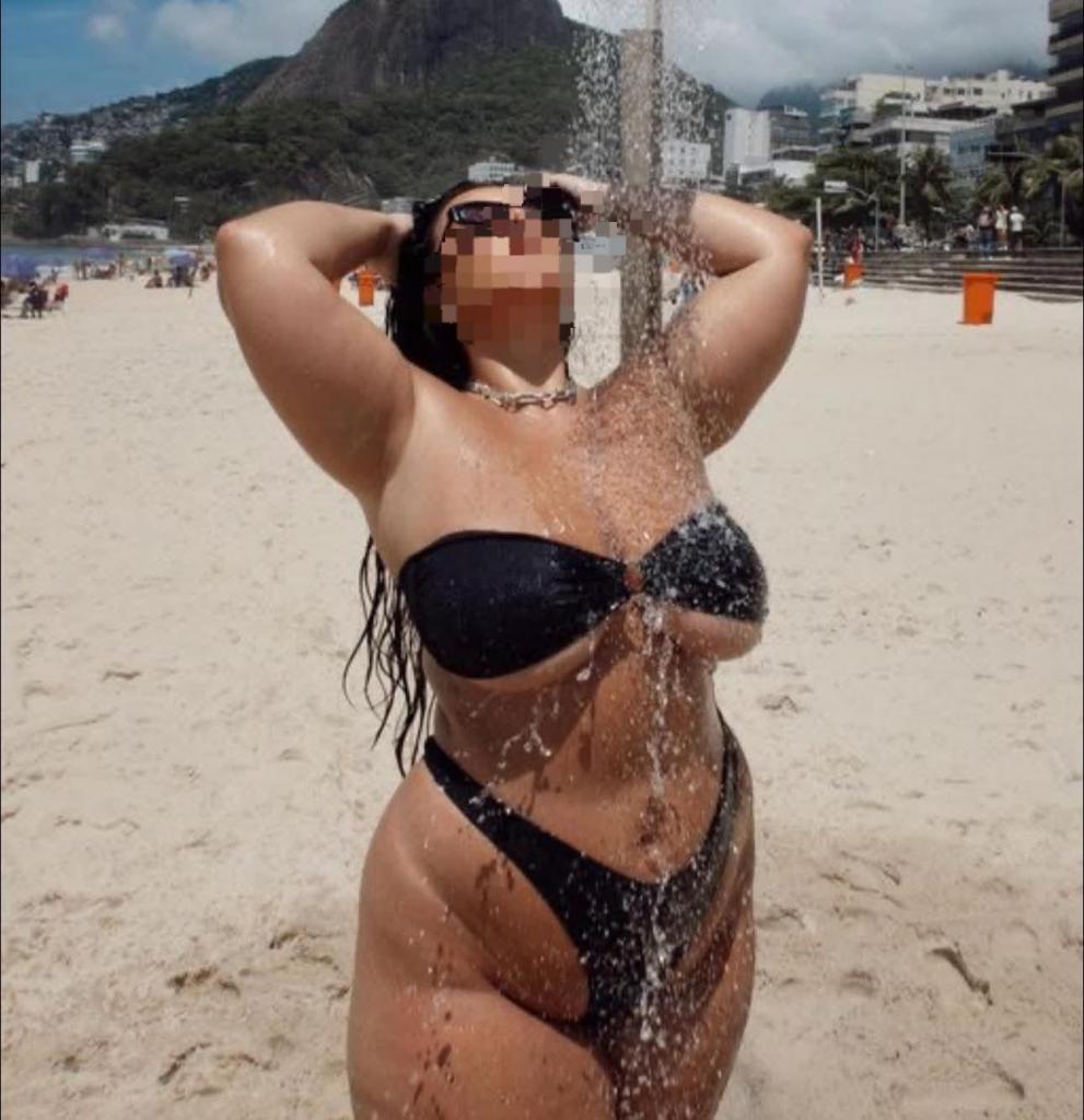 Chica busca chico en Ibiza: 