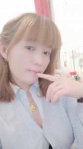 688141884: Chica busca chico en Barcelona