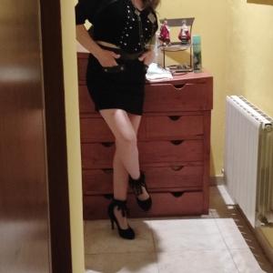 658271158: Chica busca chico en León