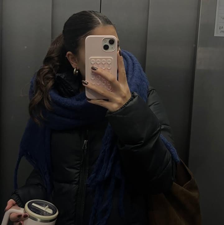 611243236: Chica busca chico en Lugo