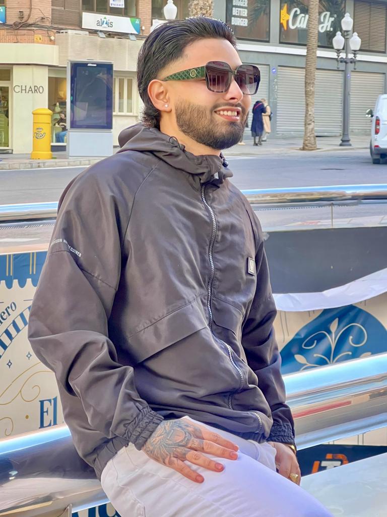 653578277: Chico busca chica en Madrid