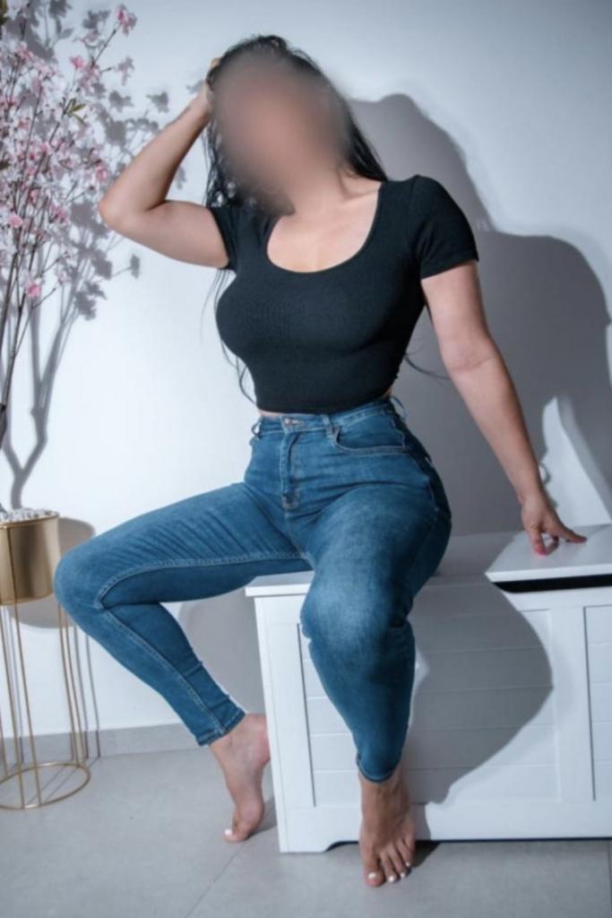 Chica busca chico en La Coruña: 