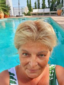 Chica busca chico en Almería: 