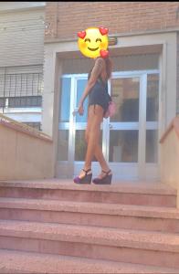 677334572: Chica busca chico en Madrid