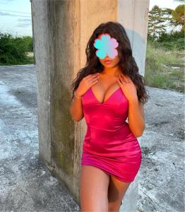 607115613: Chica busca chico en Navarra