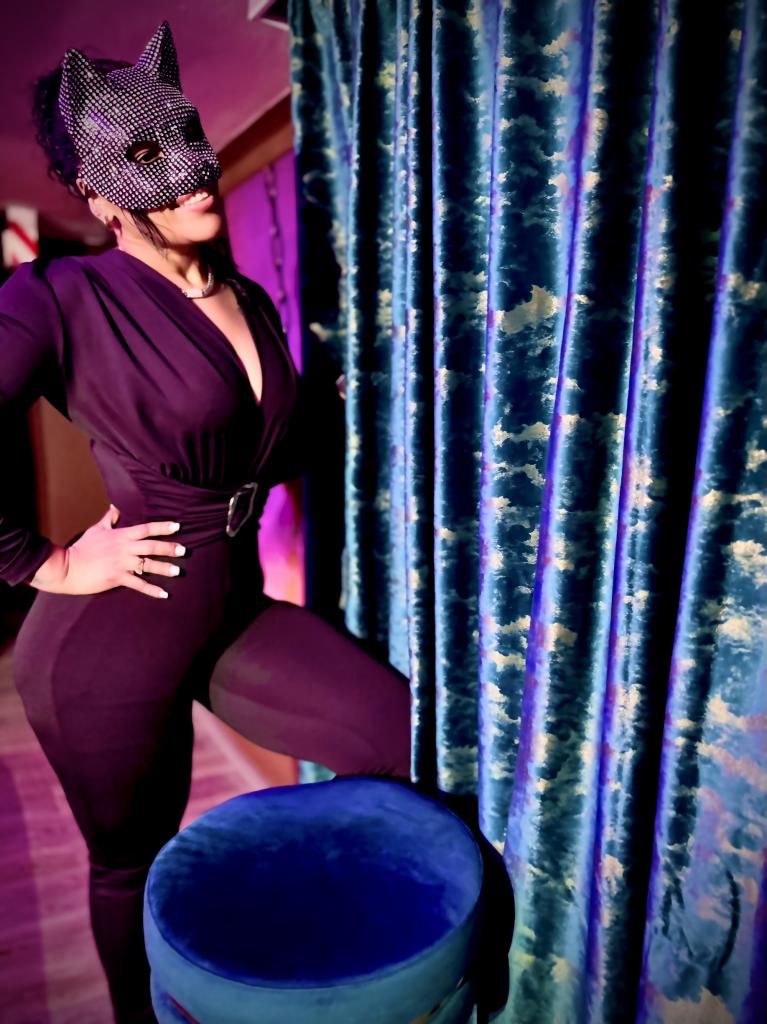 Chica busca chico en Barcelona: 