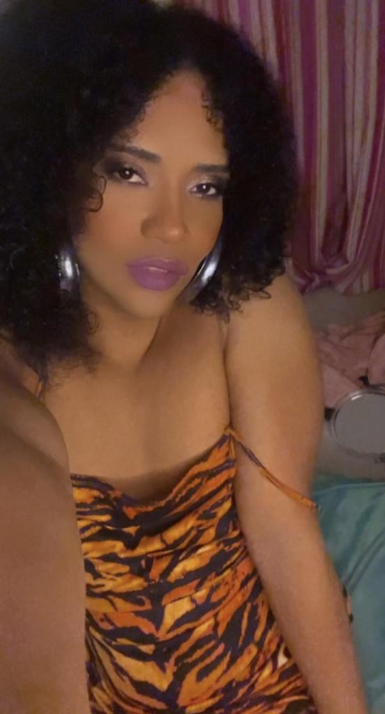 695862724: Travesti en Sevilla