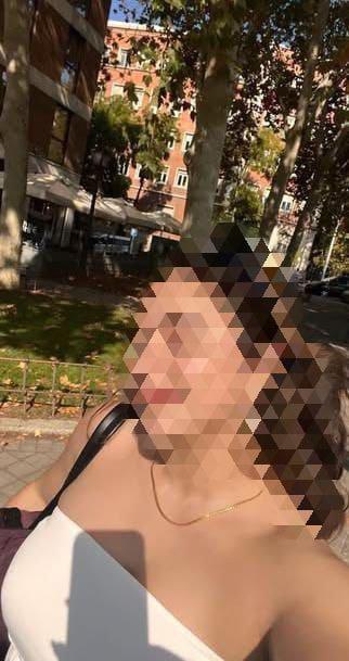 674974303: Chica busca chico en Madrid