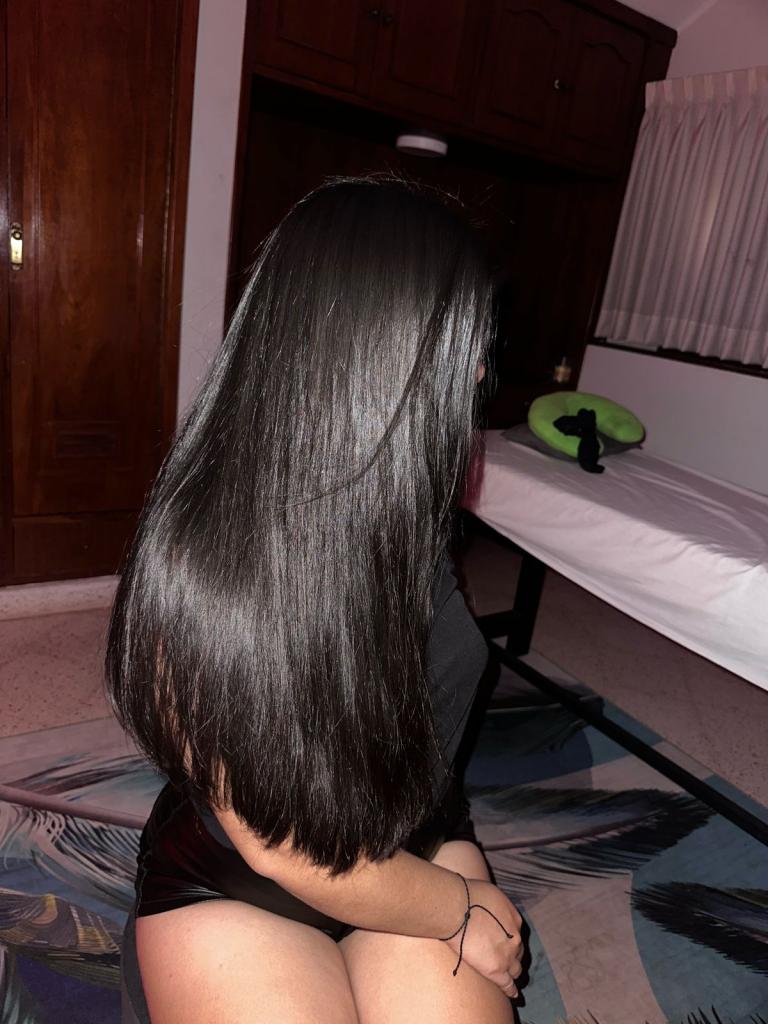 Chica busca chico en Granada: 