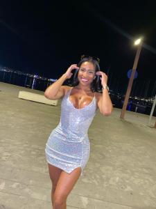 671430136: Transexual en Albacete