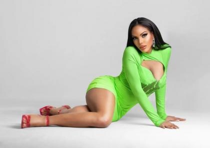 614864795: Transexual en La Coruña