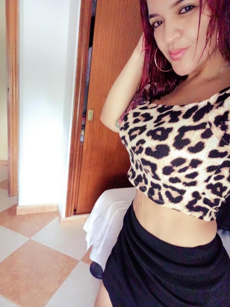 Chica busca chico en Valencia: Chica busca chico