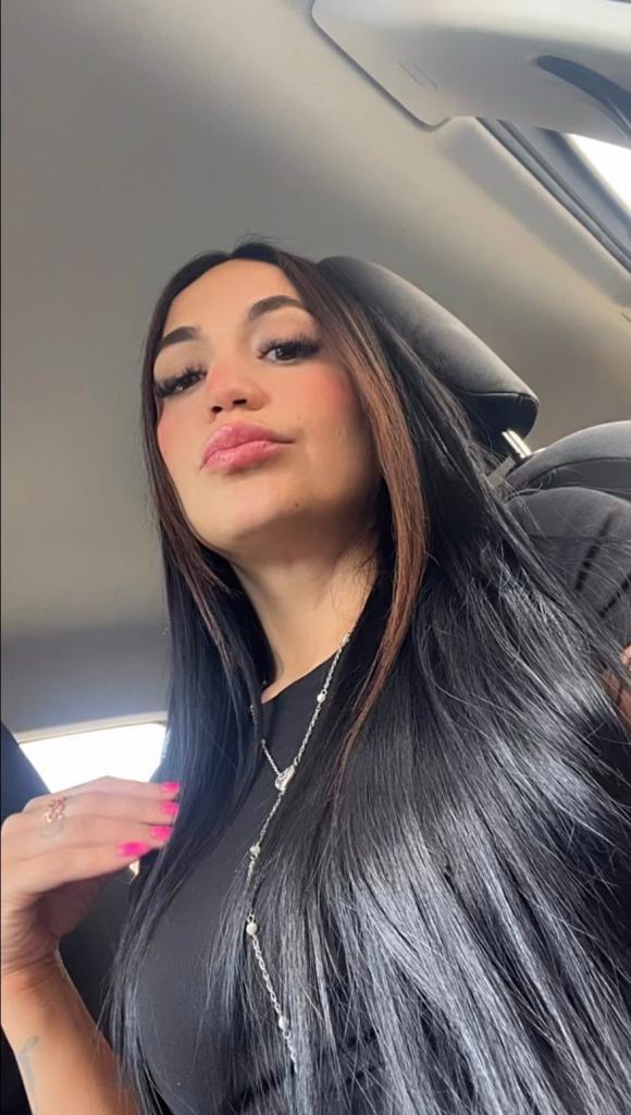 Chica busca chico en Alicante: Chica busca chico