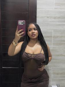 604256871: Chica busca chico en Madrid