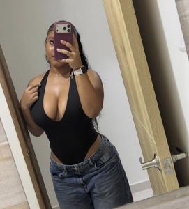 604256871: Chica busca chico en Madrid