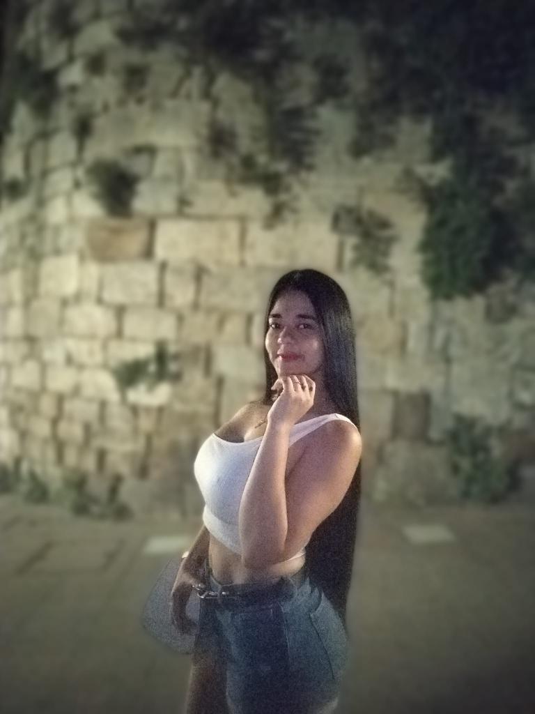 Chica busca chico en Alicante: 