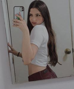 637068164: Chica busca chico en Madrid