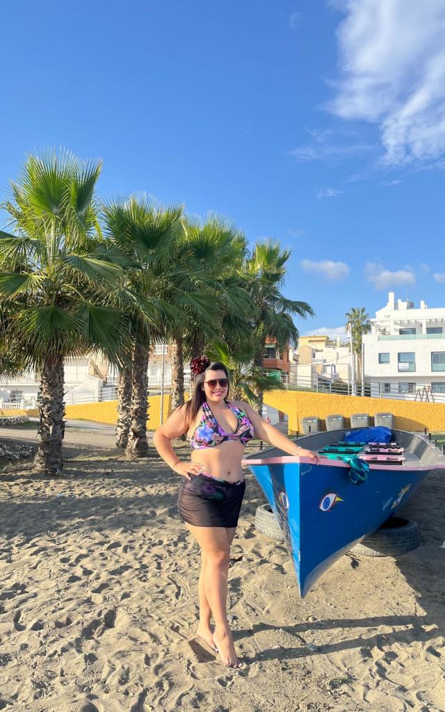 641081765: Chica busca chico en Granada