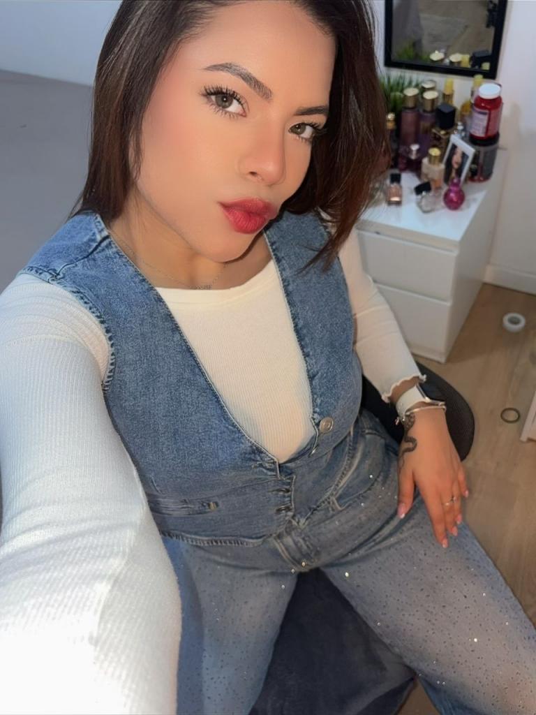 617088513: Chica busca chico en Las Palmas