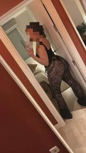 664256562: Chica busca chico en Madrid