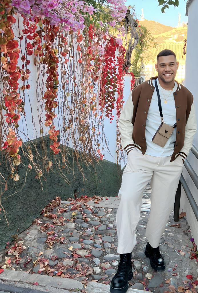 617162962: Chico busca chica en Málaga