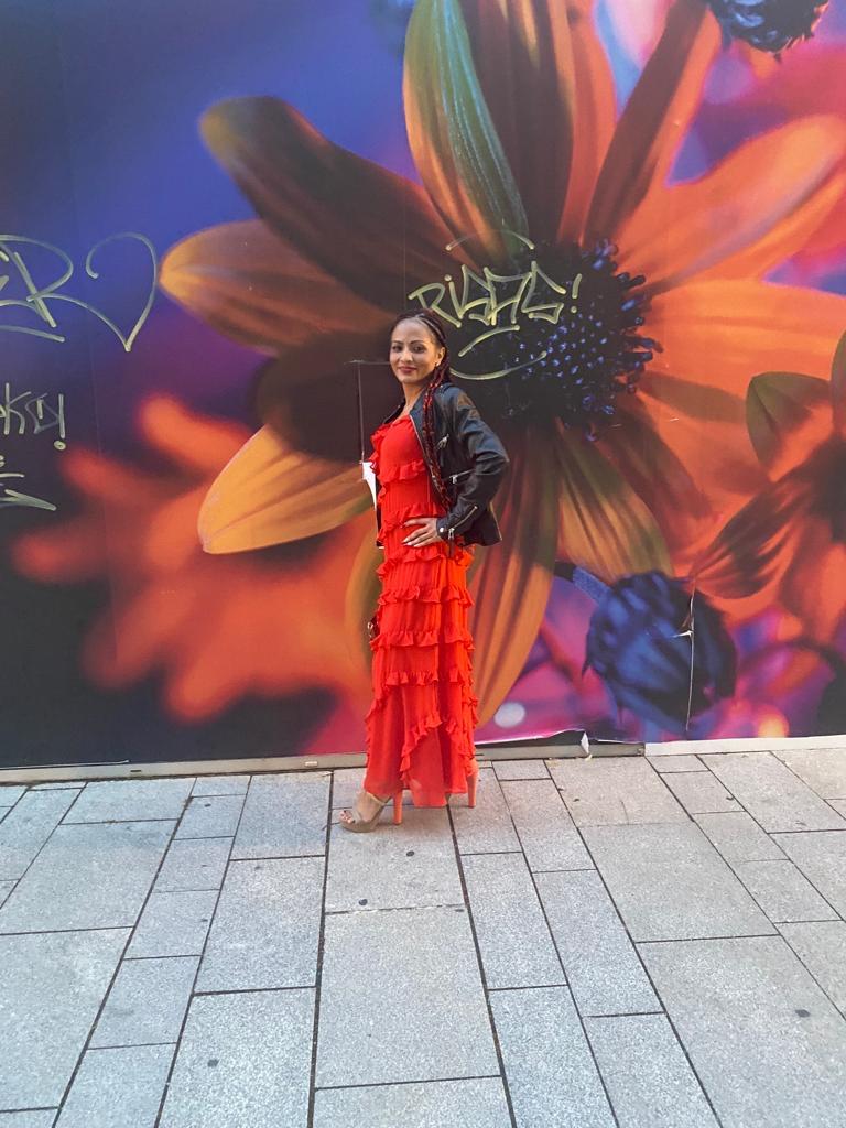 698469820: Chica busca chico en Zaragoza