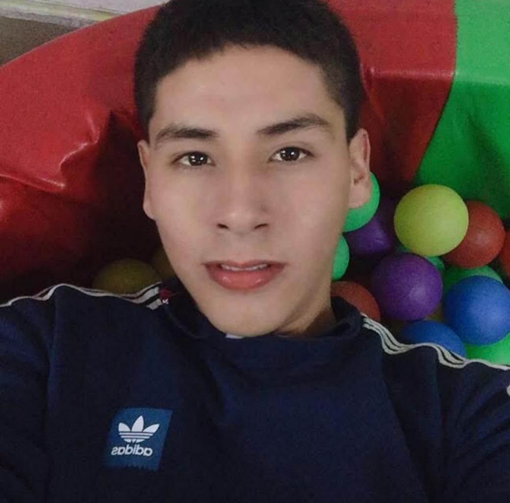 614040129: Chico busca chica en Cuenca