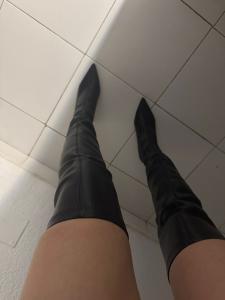 Chica busca chico en Ibiza: 