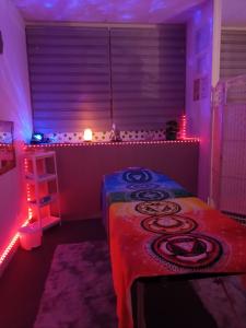 656890896: Chica busca chico en Navarra