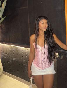 634304085: Chica busca chico en Murcia