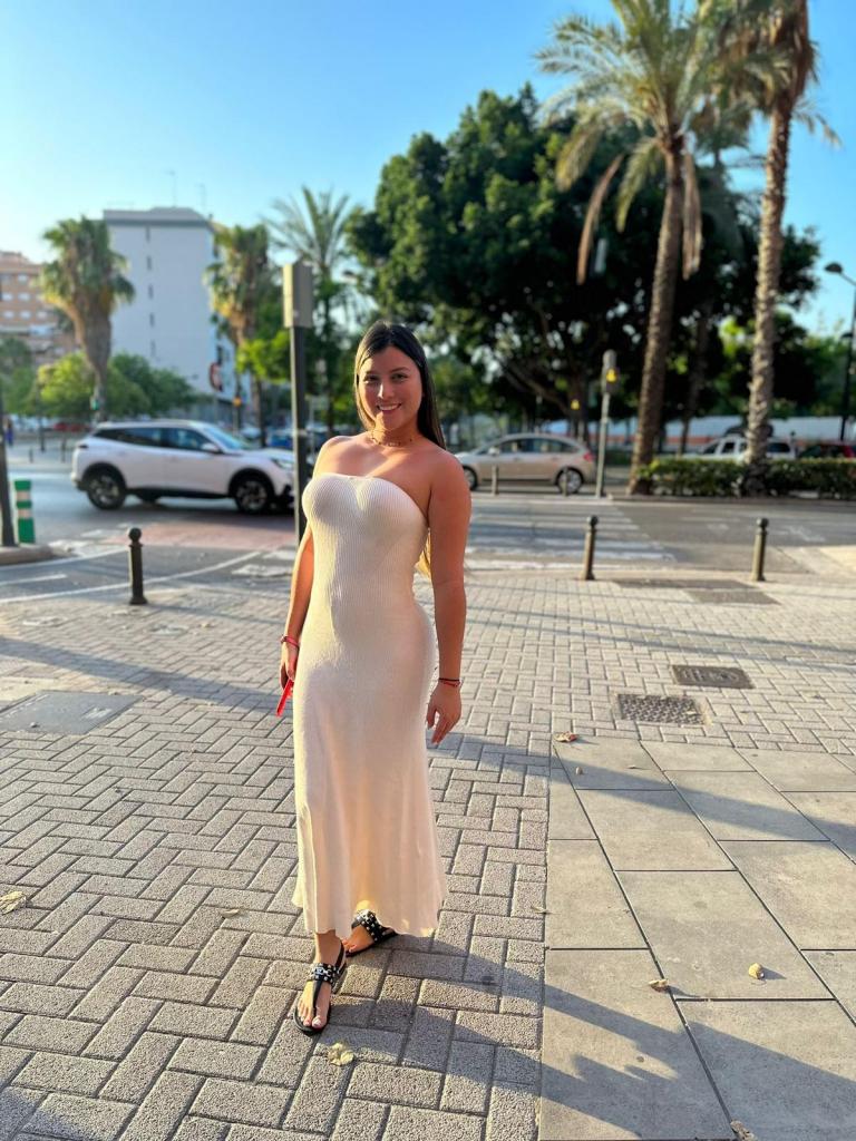 603154327: Chica busca chico en Pontevedra