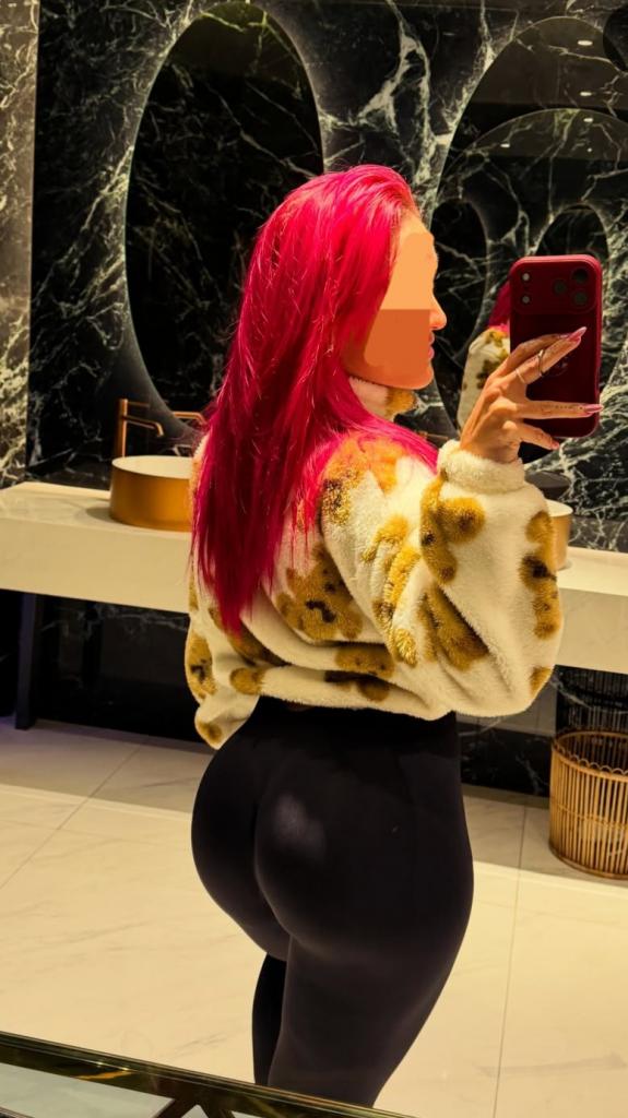 634097970: Chica busca chico en Sevilla