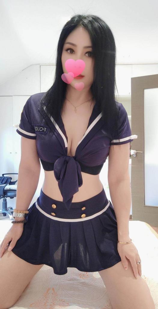 Chica busca chico en La Coruña: Chica busca chico