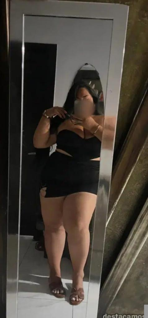 663421203: Chica busca chico en Gerona