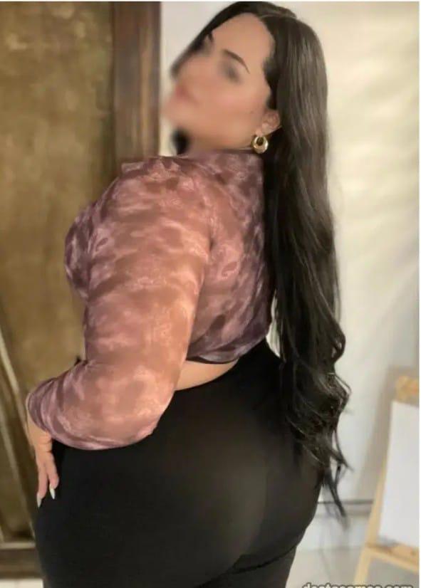 663421203: Chica busca chico en Gerona