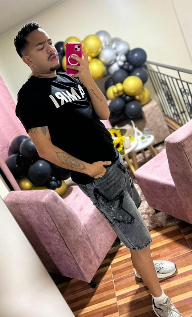 Chico busca chica en Málaga: 