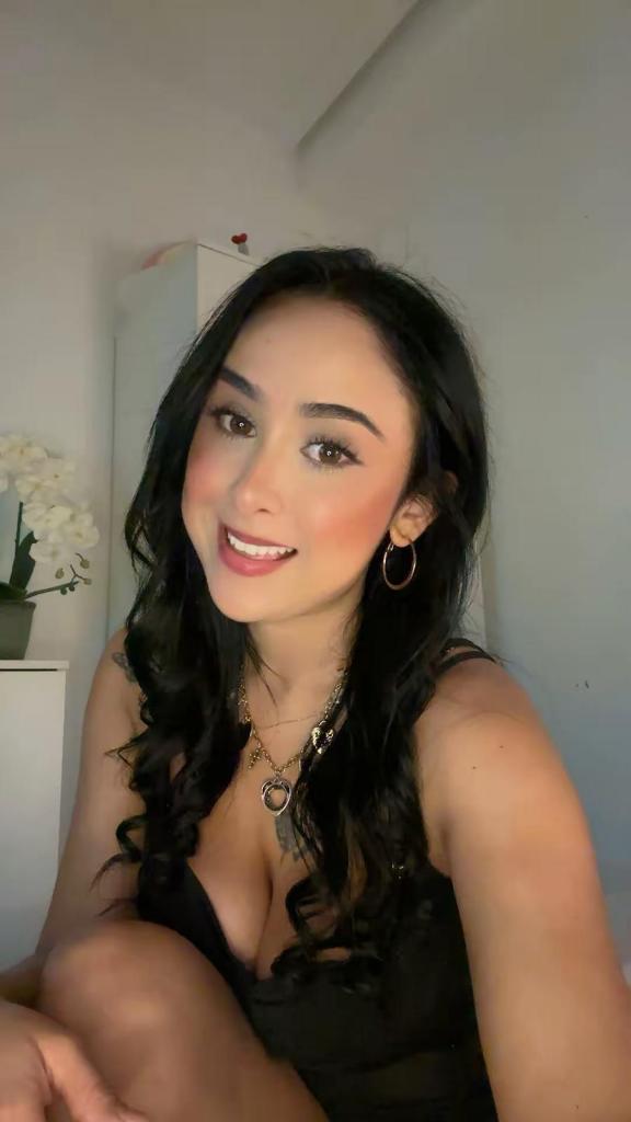 661104373: Chica busca chico en Valencia